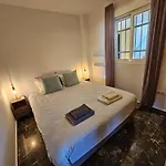 With Sea Views Apartament *