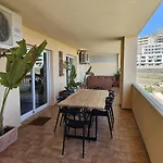 Apartament With Sea Views