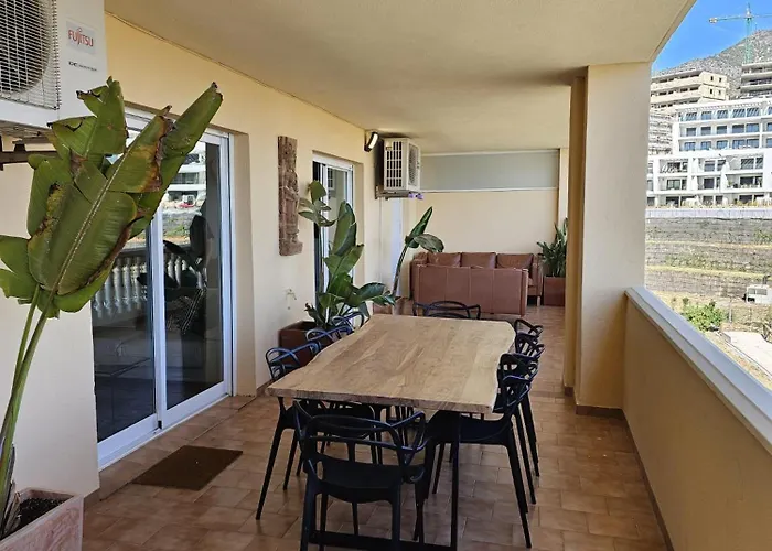 Apartment With Sea Views