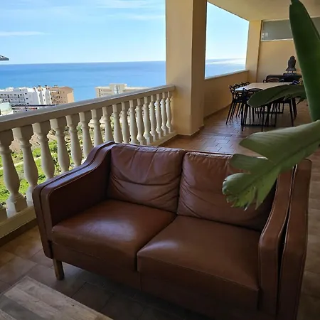 With Sea Views Lejlighed *